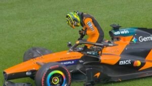 Oscar Piastri: Why is not racing| Out of race| Is racing today