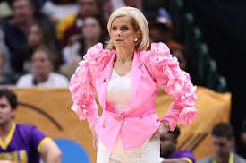 Kim Mulkey: How old is lsu| Does smoke| How much does make