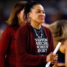 Dawn Staley: Geno| Wife age| Husband| Gay| Net worth| Necklace