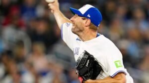 Max Scherzer: What happened to| How old is| Why did leave the game today