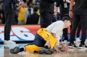 Aday Mara: Shoe size| How tall is| Ethnicity| NBA draft| Parents| Age