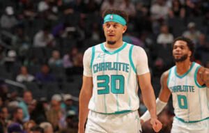 Seth Curry: Playing tonight| How old is| Team| Net worth| Wife