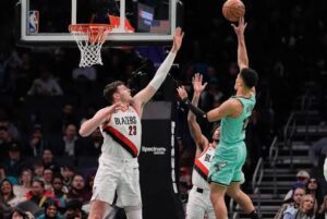 Donovan Clingan: Stats| VS suns| Is playing tonight| VS hornets