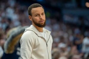 Steph Curry: Did retire| How old is| Is retiring| Retirement