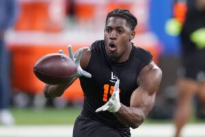 Jadarian Price: NFL draft| Stats| 40 time| Notre dame| Highlights