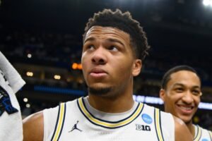 Trey McKenney: Jersey| 247| Parents| Stats| NIL deal| Basketball 