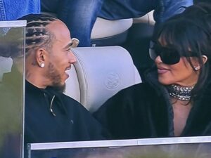 Lewis Hamilton: F1| Kim kardashian| Age| Net worth| Ferrari| Dating