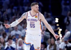 Isaiah Hartenstein: Stats| Stats vs spurs| Is playing tonight|  College