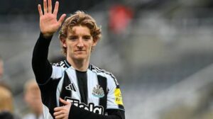 Anthony Gordon: Barcelona| Stats| Position| Newcastle| World cup