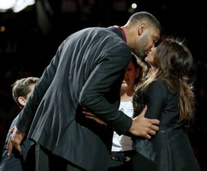 Tim Duncan: Spurs| Wife| Now| Vanessa macias| Girlfriend| Stats