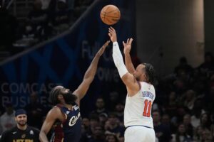 Mikal Bridges: Stats| NBA| VS cavs| Shoes| Points tonight| Gif