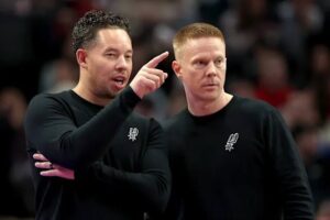 Sean Sweeney: NBA| Spurs| Coach| Orlando magic| Basketball
