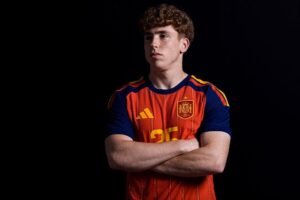 Victor Munoz: World cup| Liverpool| FC 26| Position| Barcelona