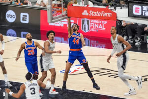 Landry Shamet: Stats| Ethnicity| Knicks| NBA| VS spurs| Contract