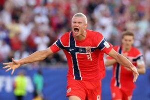Erling Haaland: World cup| Norway| Team| Height| Jersey| Goals