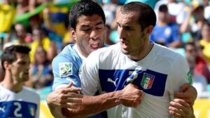 Luis Suarez: World cup| Uruguay| Soccer| Is in the world cup| Biting