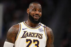 Adam Schefter: Lebron text message| News today| Wife| Net worth