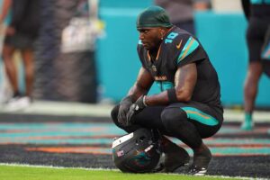 Tyreek Hill: Injury| Leg| Leg rehabilitation| NFL| Team| Video| Stats