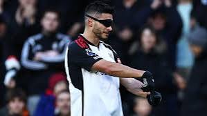 Raúl Jiménez: Mexico| Injury| Head injury| Headband| Accidente