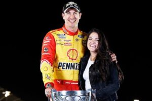 Joey Logano: Kids| Son| Hair| How old is| Wife| Car| Age| Wins| Bald