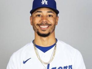 Mookie Betts: Stats| Contract| Glove| Age| Trade| How old is| Jersey