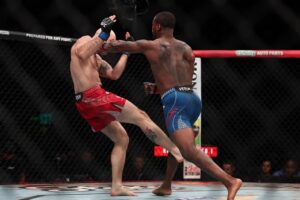 King Green: UFC| VS terrance mckinney| Record| Bobby| Age