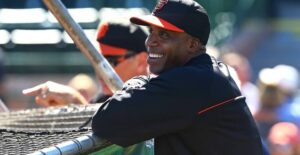 Barry Bonds: Hr derby| Steroid| Is gay| Did win a home run derby