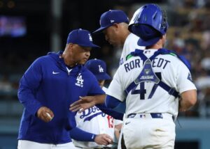 Edwin Diaz: Blown saves| Dodgers contract| Salary| Reddit| Savant