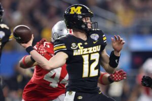 Brady Cook: College| Stats| Jets| NFL draft| High school| Is good