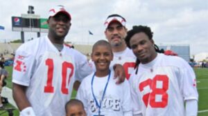 Vince Young: Steve mcnair| Jeff fisher| Now| Draft| Son| Kids| Dad