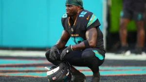 Tyreek Hill: Week 4 waiver wire| Did get traded| Tweet| Chargers
