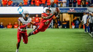 Malachi Fields: College| College stats| Stats| Fantasy| 40 time