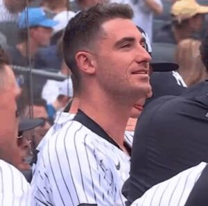 Cody Bellinger: Gif| Is married| Stoned| Nickname| Wiki| Height