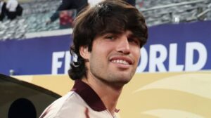 Carlos Alcaraz: Flashscore| Long hair| What time does play today