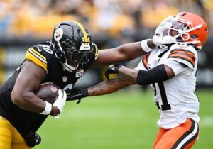 Darnell Washington: Wife| Game log| What number is| Stiff arm