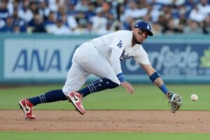 Miguel Rojas: Retirement| Retire| Retirement decision| Rings