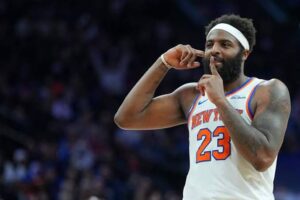 Mitchell Robinson: Hurt| Did get hurt| Is hurt| Did get traded| Salary