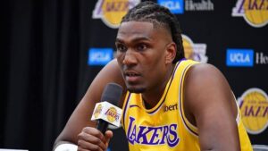 Kevon Looney: Why is not playing| Height| Wife| Rings| Lakers