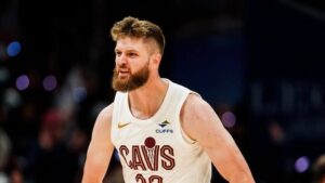 Dean Wade: Is playing tonight| Stats| Injury| Wife| Height| Contract