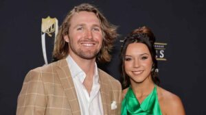 AJ Cole: Wife| Raiders| Contract| Basketball| Height| WWE| Is good